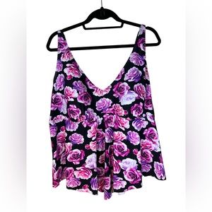 Torrid WIRELESS V-NECK TANKINI NWOT